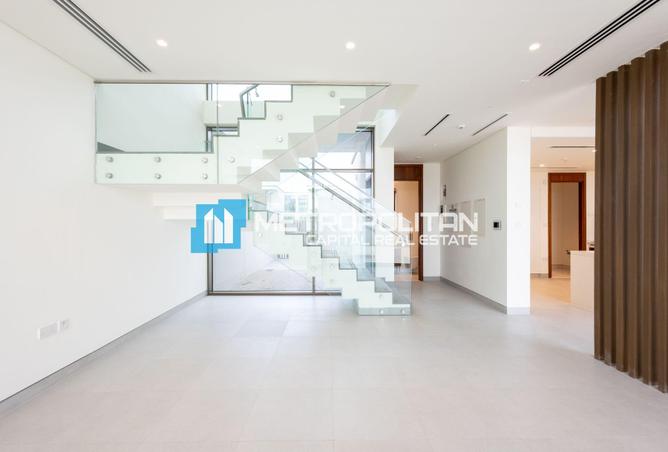 67823518 - Property Main Image