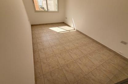 Villa - 4 Bedrooms - 5 Bathrooms for rent in Mirdif - Dubai