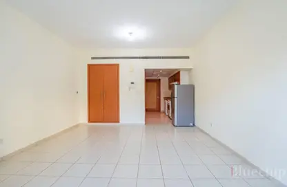 شقة - 1 حمام للبيع في الغزلان 4 - الغزلان - جرينز - دبي