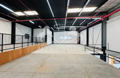 مستودع - استوديو - 2 حمامات للايجار في القوز الصناعية 4 - القوز الصناعية - القوز - دبي