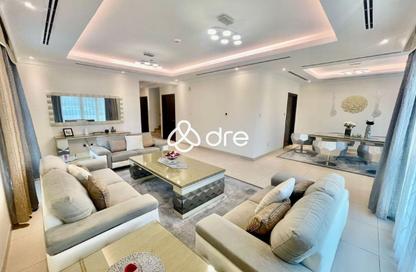 Villa - 4 Bedrooms - 6 Bathrooms for rent in Villa Lantana 1 - Villa Lantana - Dubai Science Park - Dubai