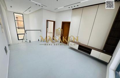 Villa - 5 - 7 for sale in Al Zaheya Gardens - Al Zahya - Ajman