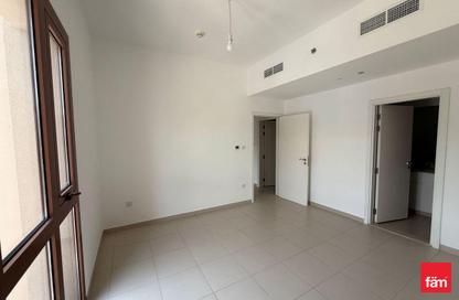 Apartment - 2 Bedrooms - 2 Bathrooms for sale in Zahra Breeze Apartments 3A - Zahra Breeze Apartments 3 - Zahra Breeze Apartments - Town Square - Dubai