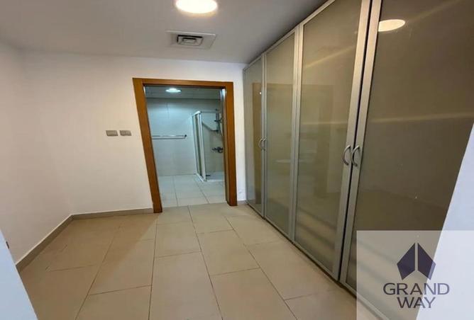 81111084 - Property Image 3