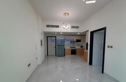 شقة - غرفة نوم - 1 حمام للايجار في سكايز من دانوب - ارجان - دبي
