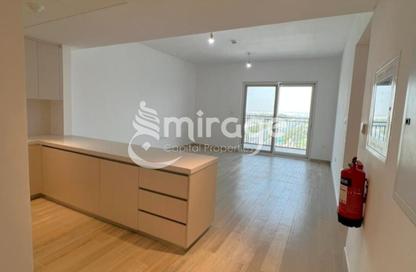 Apartment - 3 Bedrooms - 2 Bathrooms for sale in Waters Edge - Yas Island - Abu Dhabi