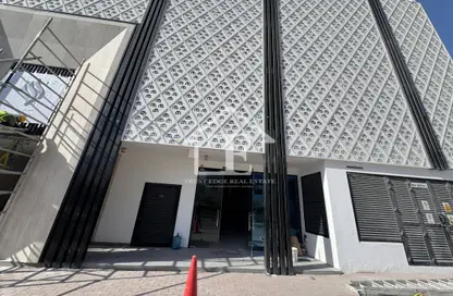 متجر - استوديو - 1 حمام للايجار في سكن الف نون - منطقة 16 - قرية جميرا الدائرية - دبي