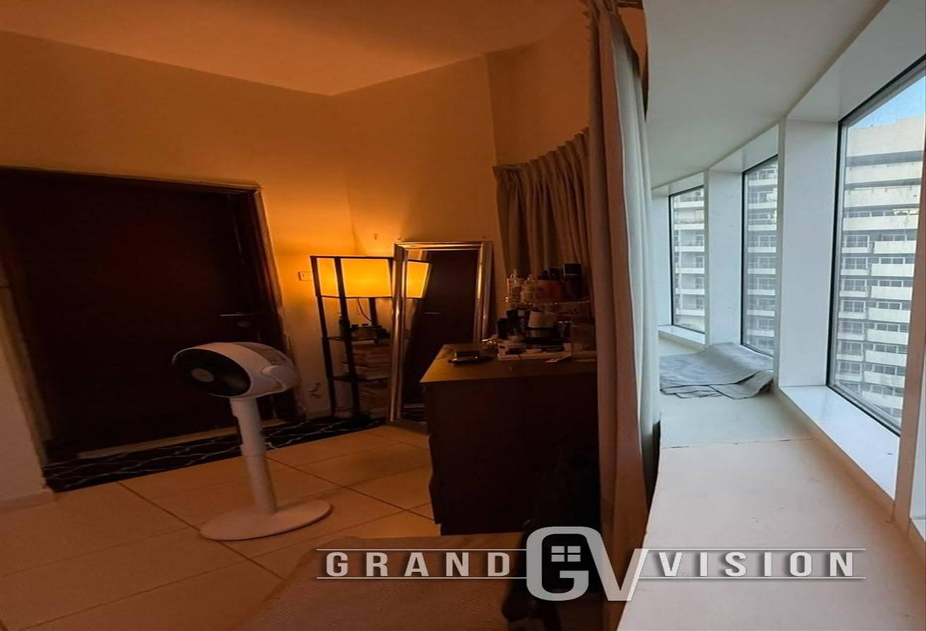 ELEGANT 2 BHK I SPACIOUS LAYOUT I COMMUNITY VIEW photo 5