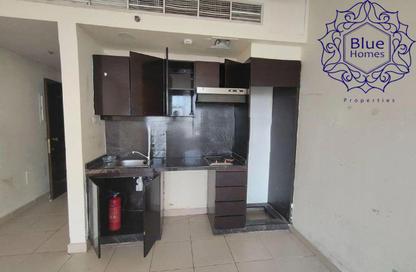 Apartment - Studio - 1 for rent in Marina First Tower - Dubai Marina - Dubai