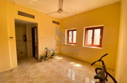 Apartment - Studio - 1 Bathroom for rent in Al Mujarrah - Al Sharq - Sharjah Apartment - Studio - 1 Bathroom for rent in Al Mujarrah - Al Sharq - Sharjah