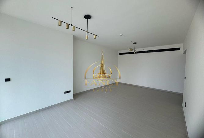 122015674 - Property Image 2