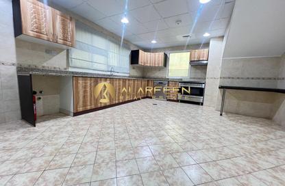 Villa - 4 - 6 for rent in Circle Villas - Jumeirah Village Circle - Dubai