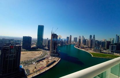 Apartment - 2 Bedrooms - 3 Bathrooms for rent in Damac Maison Prive A - Damac Maison Prive - Business Bay - Dubai