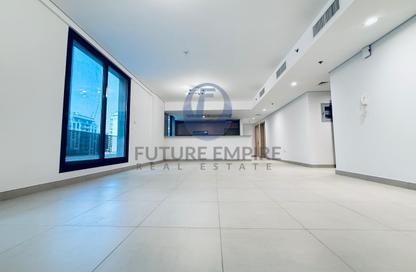 Apartment - 3 Bedrooms - 4 Bathrooms for rent in Haas Building - Jumeirah Garden City - Al Satwa - Dubai