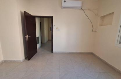 Apartment - 1 Bedroom - 1 Bathroom for rent in Al Butina 9 Building - Al Butina - Sharjah