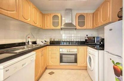 Apartment - 2 Bedrooms - 2 Bathrooms for rent in The Waves Tower A - The Waves - Dubai Marina - Dubai
