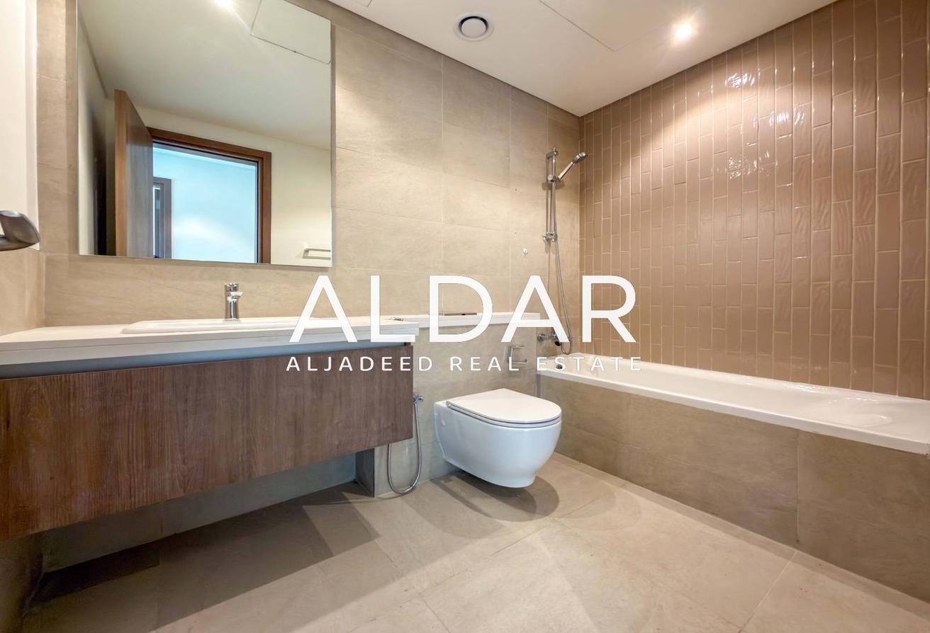 Corner Villa | Prime Location | Luxury Quality photo 14