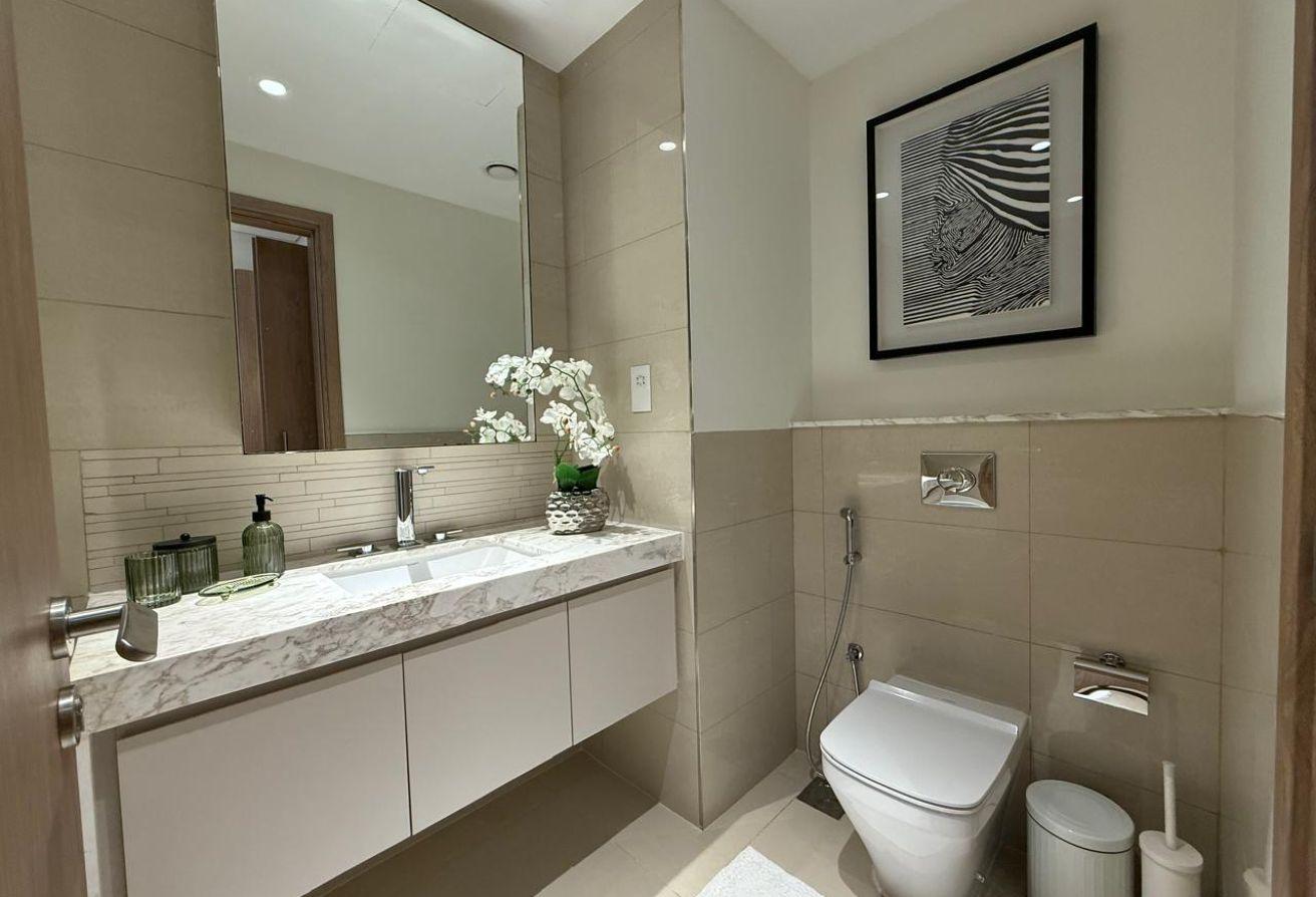 Luxury upgrade | Prime location | Multiple Cheques photo 9