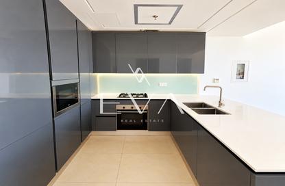 Apartment - 1 - 2 for rent in Sunrise Legend - Arjan - Dubai
