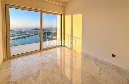 Apartment - 4 Bedrooms - 5 Bathrooms for sale in Grand Bleu Tower 1 - Emaar Beachfront - Dubai Harbour - Dubai