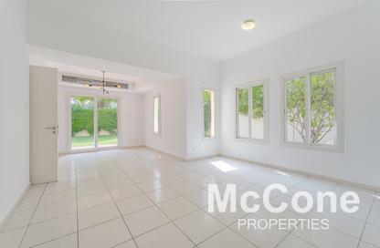 Villa - 3 Bedrooms - 4 Bathrooms for rent in Springs 8 - The Springs - Dubai
