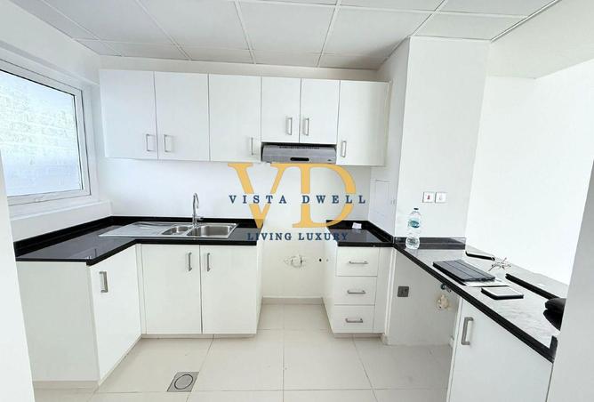 16230301 - Property Image 2