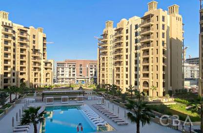 Apartment - 1 Bedroom - 1 Bathroom for sale in Al Jazi - Madinat Jumeirah Living - Umm Suqeim - Dubai