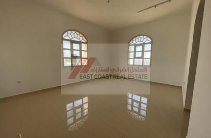 Villa - 7+ - 7+ for rent in Downtown Fujairah - Fujairah