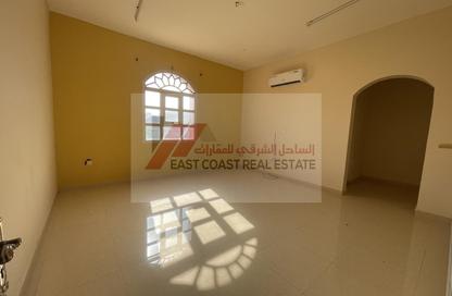Villa - 7+ - 7+ for rent in Downtown Fujairah - Fujairah