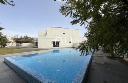 Villa - 6 Bedrooms - 5 Bathrooms for rent in Meadows 9 - Meadows - Dubai