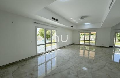 Villa - 6 Bedrooms - 5 Bathrooms for rent in Meadows 9 - Meadows - Dubai