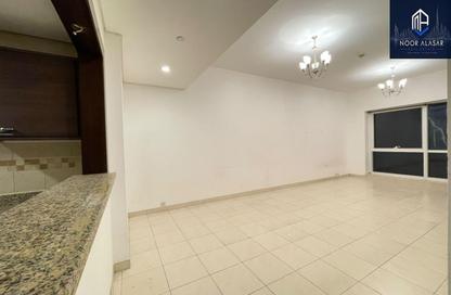 Apartment - 3 - 3 for rent in Latifa Tower - Sheikh Zayed Road - Dubai