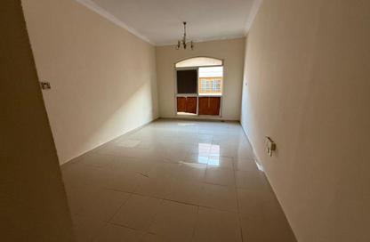 Apartment - Studio - 1 Bathroom for rent in Al Qulaya'ah - Al Sharq - Sharjah