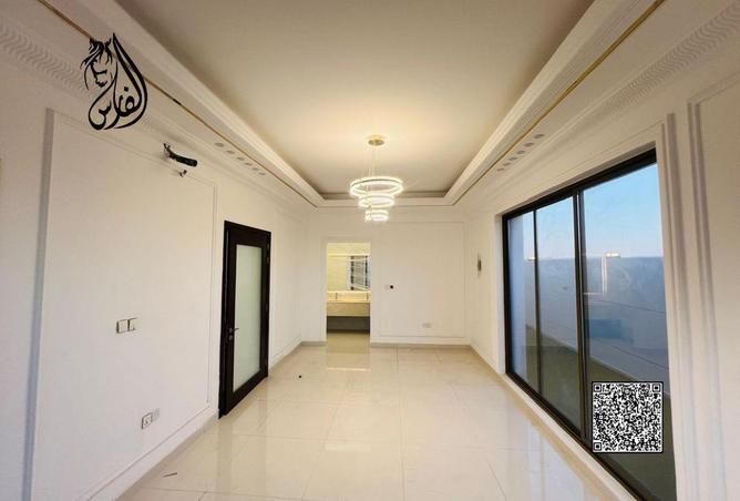 53584712 - صورة العقار 3