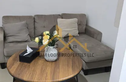 Apartment - 1 Bathroom for rent in Tower 15 - Al Reef Downtown - Al Reef - Abu Dhabi Apartment - 1 Bathroom for rent in Tower 15 - Al Reef Downtown - Al Reef - Abu Dhabi