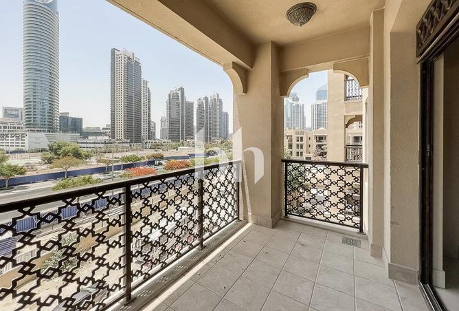 135621127 - Property Image 3