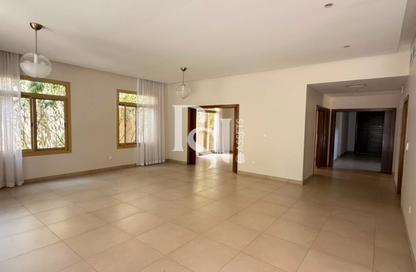 Villa - 4 Bedrooms - 5 Bathrooms for rent in Golf Gardens - Khalifa City - Abu Dhabi