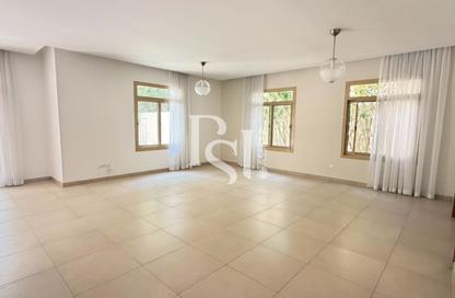 Villa - 4 Bedrooms - 5 Bathrooms for rent in Golf Gardens - Khalifa City - Abu Dhabi