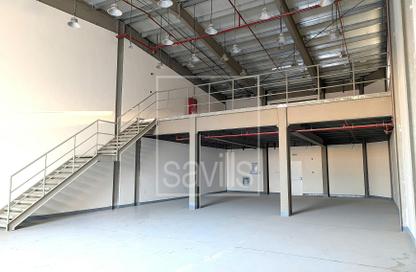 Warehouse - Studio for rent in Al Sajaa - Sharjah