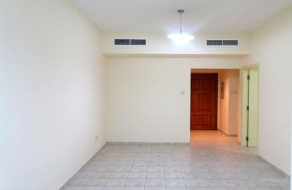Apartment - 1 - 1 for rent in Al Hamriya - Bur Dubai - Dubai