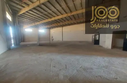 Warehouse - Studio - 1 Bathroom for rent in Umm Al Thuoob - Umm Al Quwain