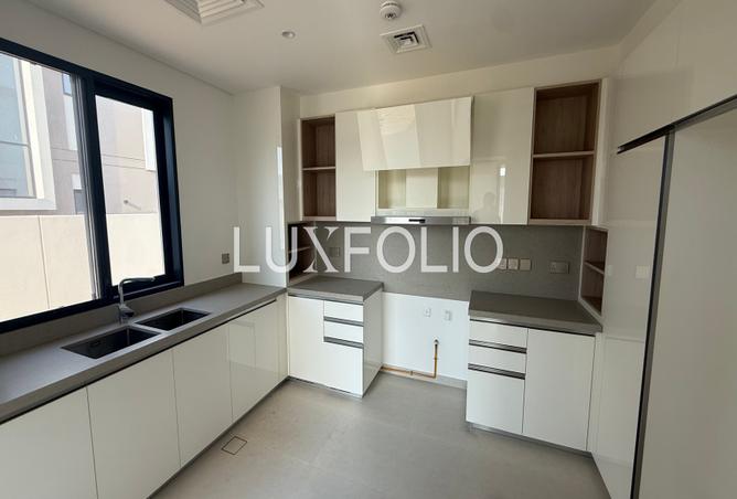 122899374 - Property Image 3