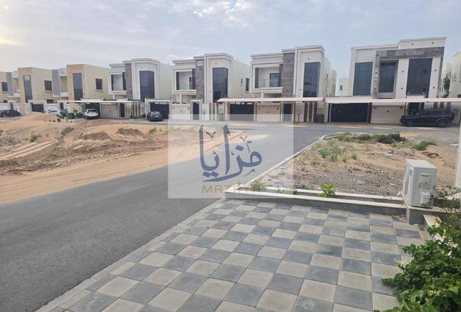 87451655 - Property Image 2