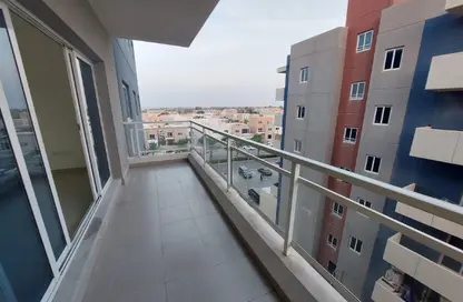 Apartment - 2 Bedrooms - 2 Bathrooms for rent in Tower 12 - Al Reef Downtown - Al Reef - Abu Dhabi