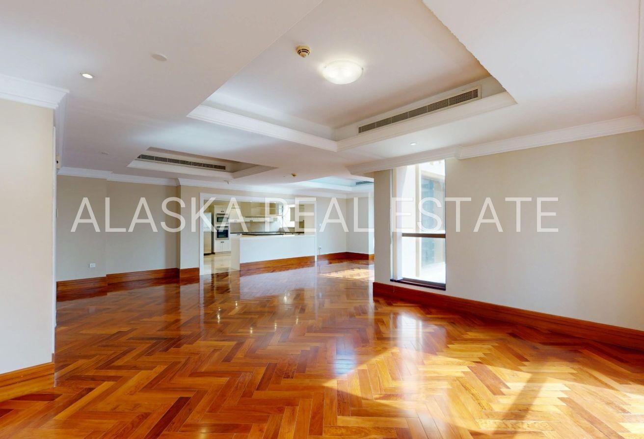 Prime Location | All Bills Included | Unfurnished photo 6