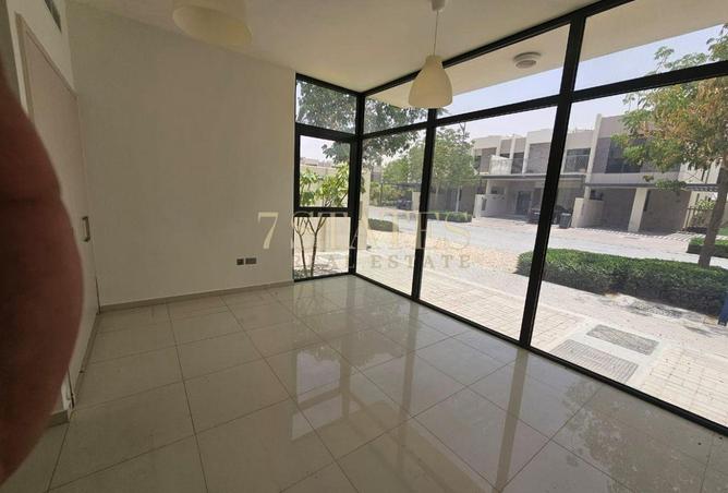 79823296 - صورة العقار 3