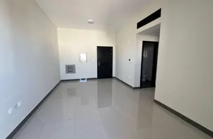 شقة - غرفة نوم - 2 حمامات للايجار في الجرف الصناعية 3 - الجرف الصناعية - عجمان