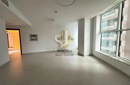 شقة - غرفة نوم - 2 حمامات للايجار في برج دي ايكس بي - شارع الشيخ زايد - دبي