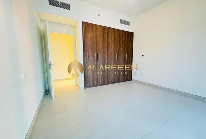 Brand New Building | 2BR+Maid | Fully Golf View photo 2