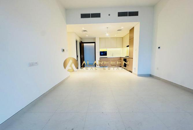 Brand New Building | 2BR+Maid | Fully Golf View photo 3